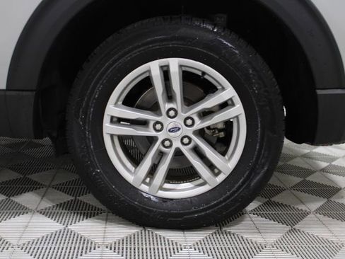 Used 2023 Ford Explorer XLT w/ Equipment Group 202A image 43