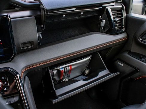 Used 2024 GMC Sierra 3500 AT4 w/ AT4 Premium Plus Package image 18