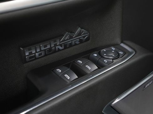 Used 2024 Chevrolet Silverado 1500 High Country image 24