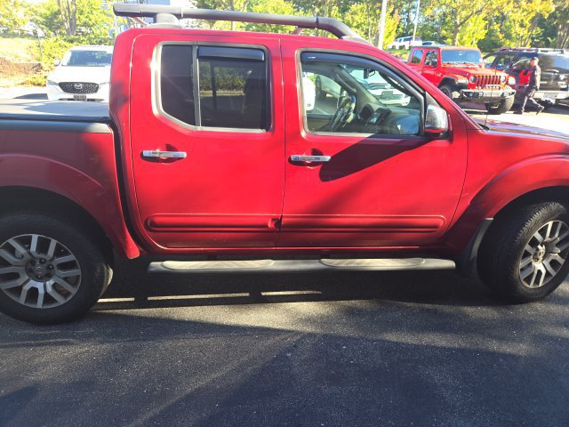 Used 2011 Nissan Frontier SL AWD/4WD image 6