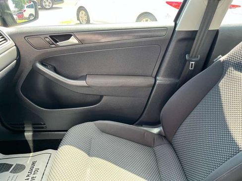 Used 2012 Volkswagen Jetta Sedan FWD image 19
