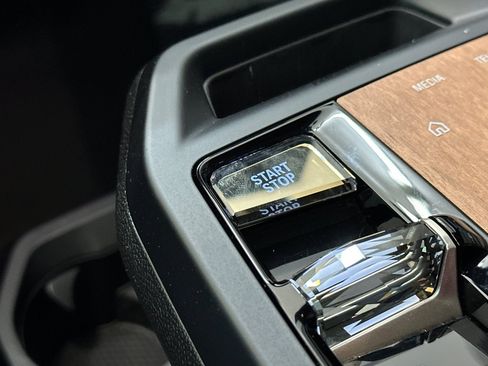 Certified 2023 BMW iX xDrive50 w/ Ultimate Package 2 image 34