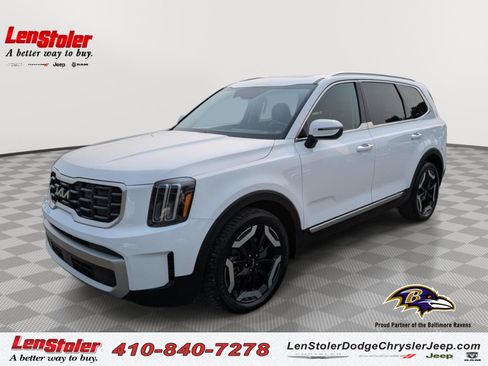 Used 2023 Kia Telluride S w/ S Sunroof Package AWD/4WD image 1