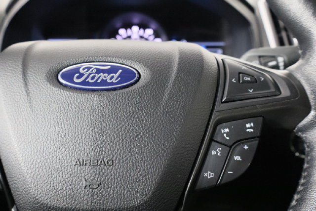 Used 2022 Ford Edge Titanium AWD/4WD image 11