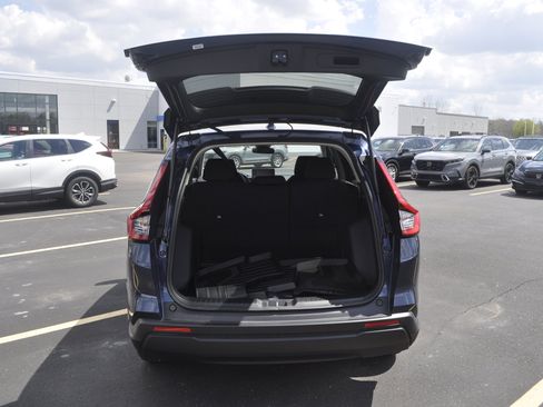 Used 2025 Honda CR-V EX image 11