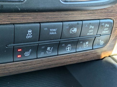 Used 2017 RAM 2500 Longhorn w/ Convenience Group image 23