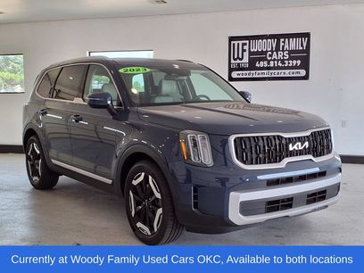 Used 2023 Kia Telluride EX w/ EX Captain's Chair Package