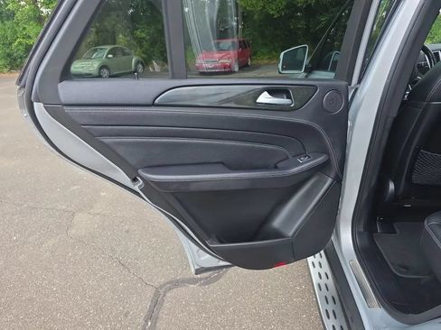 Used 2015 Mercedes-Benz ML 350 2WD image 42