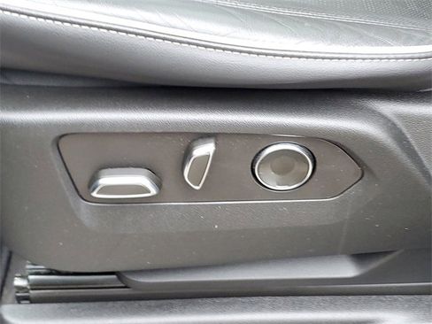 Certified 2023 Cadillac Escalade Sport image 25