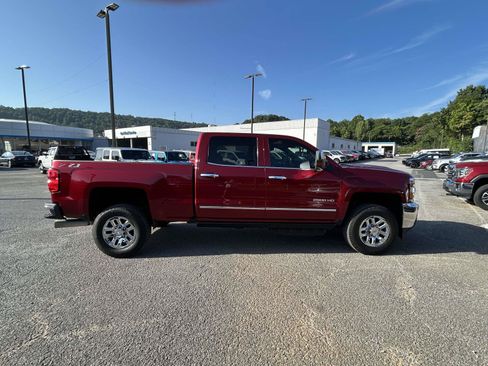 Used 2019 Chevrolet Silverado 2500 LTZ w/ Duramax Plus Package AWD/4WD image 8