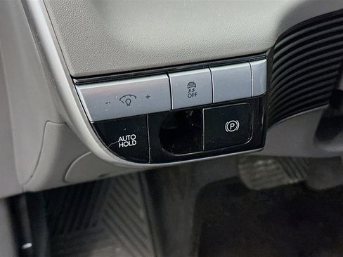 Used 2023 Hyundai Ioniq 5 SE image 17