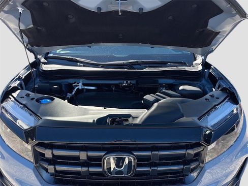 Certified 2026 Honda Ridgeline Sport image 33