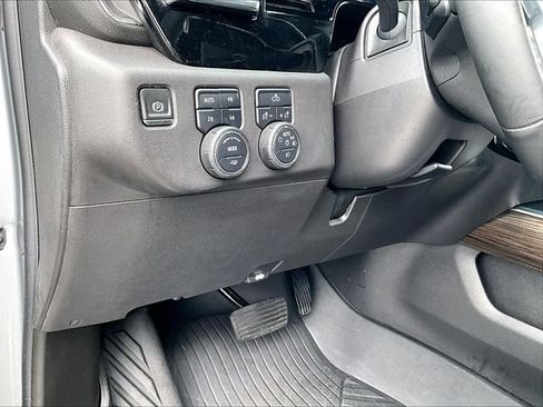 Used 2024 Chevrolet Silverado 1500 LT Trail Boss w/ Convenience Package II AWD/4WD image 30