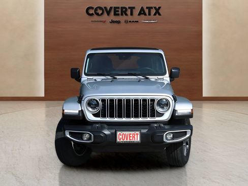 Used 2024 Jeep Wrangler Unlimited Sahara w/ Technology Group AWD/4WD image 8