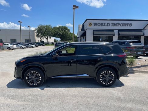 Used 2025 Nissan Rogue Platinum w/ Tech Package FWD image 51