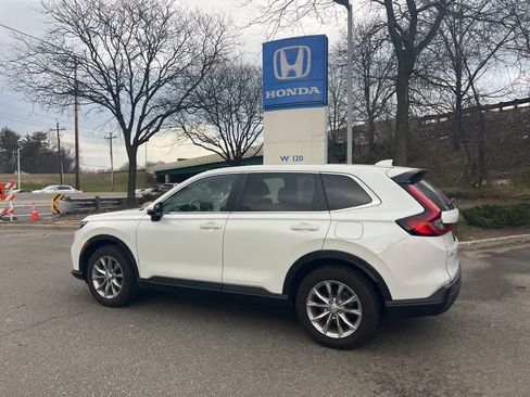 Certified 2023 Honda CR-V EX image 9