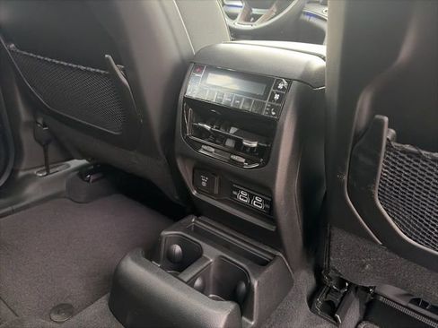 New 2025 Jeep Grand Cherokee L Overland w/ Advanced Protech Group III image 23