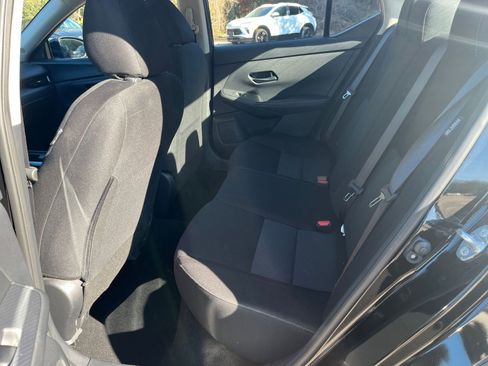 Used 2025 Nissan Sentra SV image 21