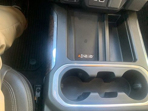 Used 2022 GMC Sierra 2500 Denali image 36