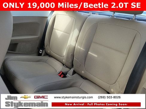 Used 2018 Volkswagen Beetle 2.0T SE image 3