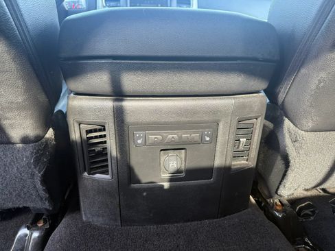 Used 2017 RAM 1500 Laramie w/ Convenience Group AWD/4WD image 12