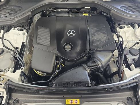 Used 2025 Mercedes-Benz GLC 300 image 31