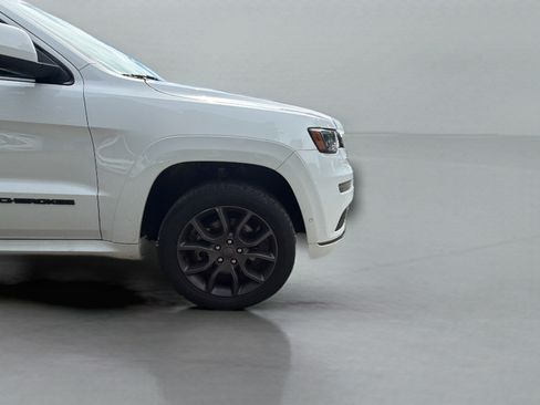Used 2021 Jeep Grand Cherokee High Altitude AWD/4WD image 31