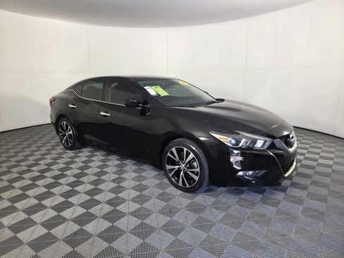 Used 2017 Nissan Maxima 3.5 S FWD image 2