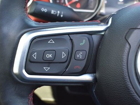 Used 2019 Jeep Wrangler Unlimited Rubicon AWD/4WD image 22