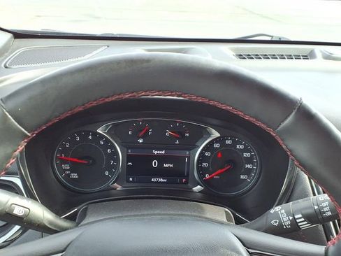 Used 2023 Chevrolet Equinox RS image 12