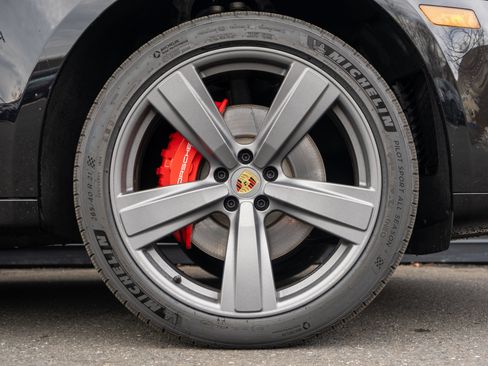 New 2026 Porsche Macan S AWD/4WD image 15