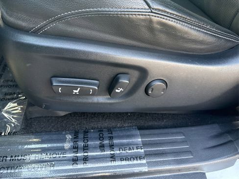 Used 2020 Toyota 4Runner Limited AWD/4WD image 36