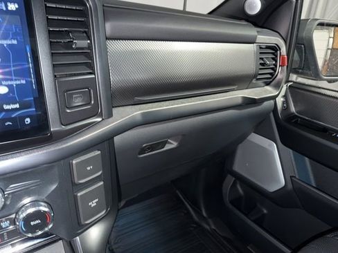 Used 2025 Ford F150 Raptor image 33