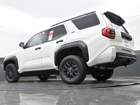 New 2026 Toyota 4Runner SR5 RWD image 23