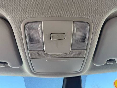 Used 2023 Kia Soul LX w/ LX Technology Package FWD image 33