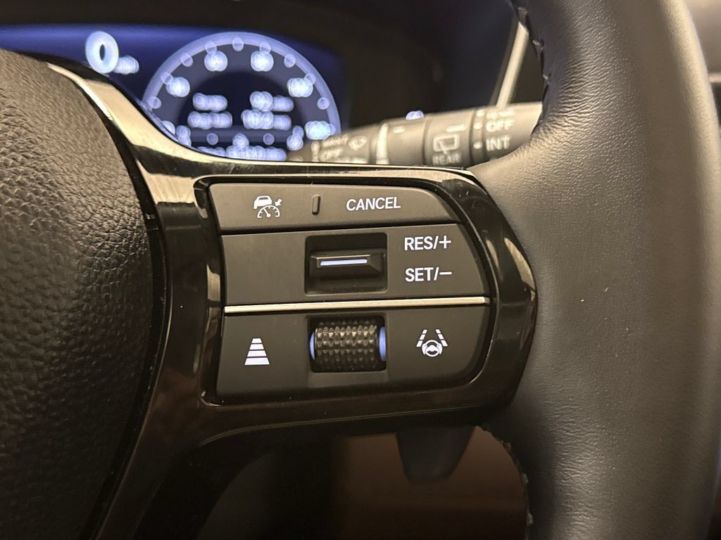 Used 2025 Honda Pilot Elite image 37