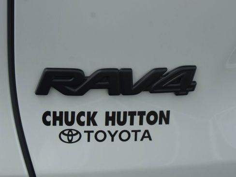Used 2025 Toyota RAV4 XLE Premium AWD/4WD image 18