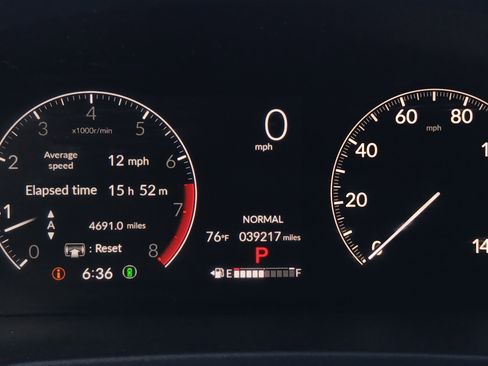 Used 2025 Honda Pilot EX-L image 16