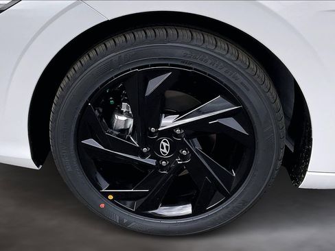 New 2026 Hyundai Elantra Sport image 13