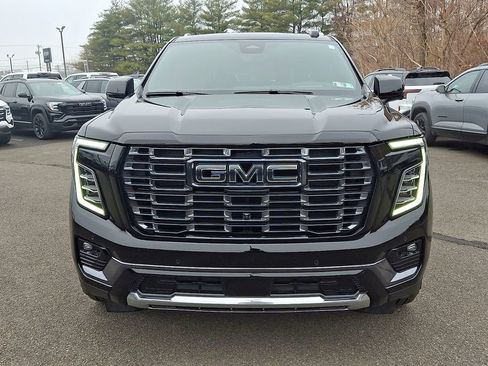Certified 2025 GMC Yukon Denali Ultimate image 2