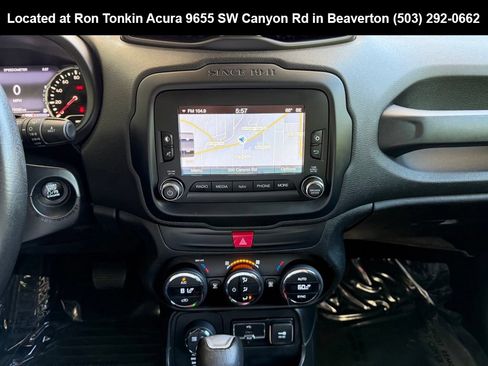 Used 2016 Jeep Renegade Trailhawk AWD/4WD image 21