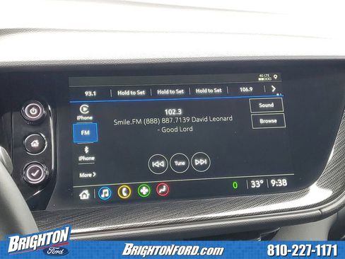 Used 2023 Buick Envision Essence image 24