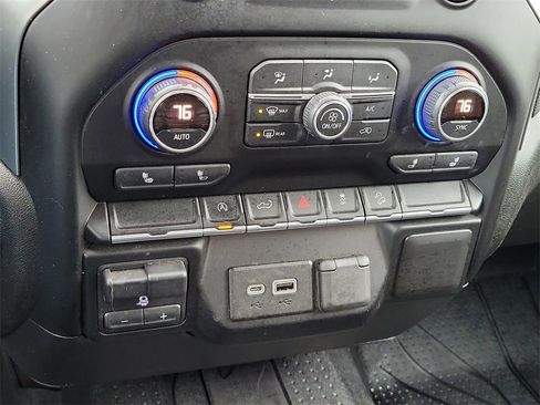 Used 2019 Chevrolet Silverado 1500 LT w/ All-Star Edition image 22