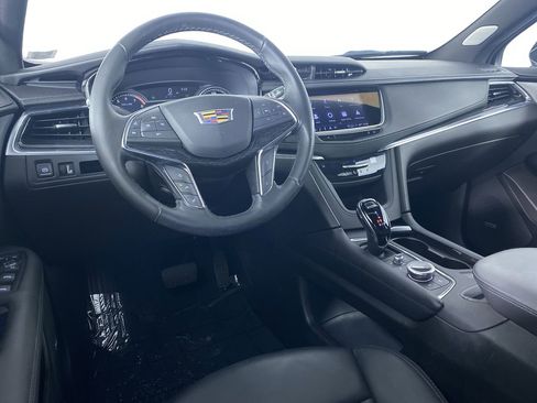 Certified 2023 Cadillac XT5 Premium Luxury w/ LPO, Floor Liner Package image 2