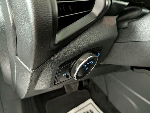 Used 2020 Ford EcoSport SE image 18