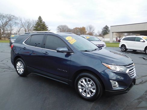 Used 2018 Chevrolet Equinox LT w/ Sun & Infotainment Package image 10
