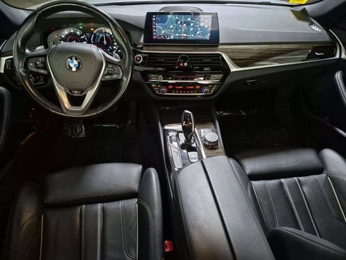 Used 2019 BMW 530e xDrive w/ Convenience Package AWD/4WD image 13