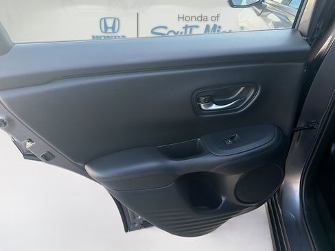 Certified 2024 Honda HR-V LX image 24