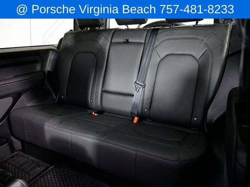 Used 2023 Land Rover Defender 90 S image 23