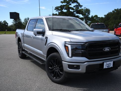 New 2026 Ford F150 Lariat w/ Equipment Group 501A Mid AWD/4WD image 3